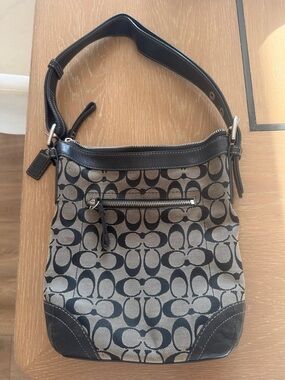 Vintage 1998 Coach Black and Gray Signature Canvas Shoulder Bag